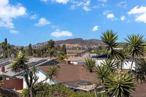 10850 Whippletree Ln, Spring Valley, CA 91978 photo 12