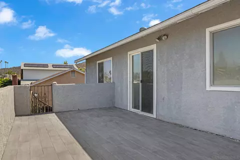 10850 Whippletree Ln, Spring Valley, CA 91978 photo 11