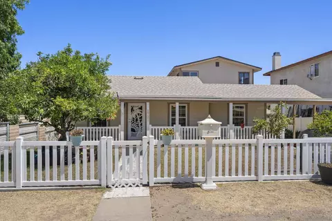 1727 Dupont Dr, Lemon Grove, CA 91945