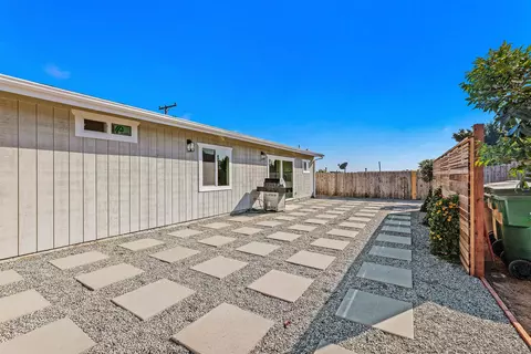 Exterior - 820 Santa Paula St, Oceanside, CA 92058 photo 4 of 6