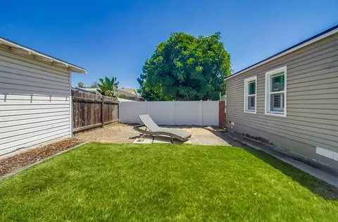 Exterior - 4575 Parks Ave, La Mesa, CA 91942 photo 9 of 16