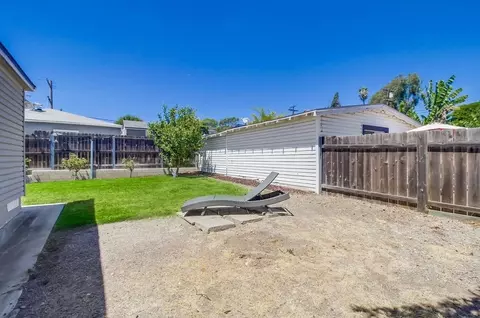 Exterior - 4575 Parks Ave, La Mesa, CA 91942 photo 14 of 16