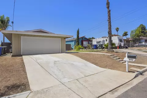 862 Banock St, Spring Valley, CA 91977 photo 3