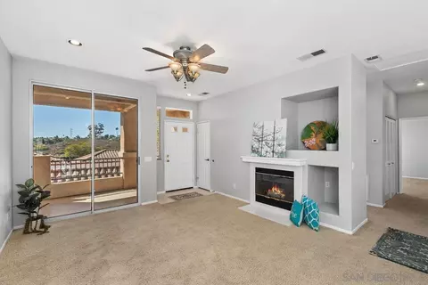 10796 Sabre Hills Dr #203, San Diego, CA 92128