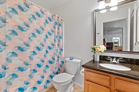 Bath - 513 Calle Montecito #71, Oceanside, CA 92057 photo 1 of 1