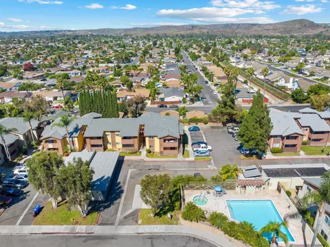 View/Area - 513 Calle Montecito #71, Oceanside, CA 92057 photo 4 of 6