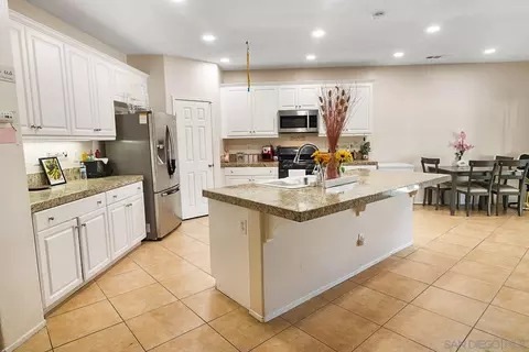 1679 E Beringer Dr, San Jacinto, CA 92583 photo 12