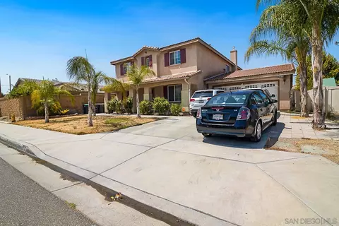 1679 E Beringer Dr, San Jacinto, CA 92583 photo 2