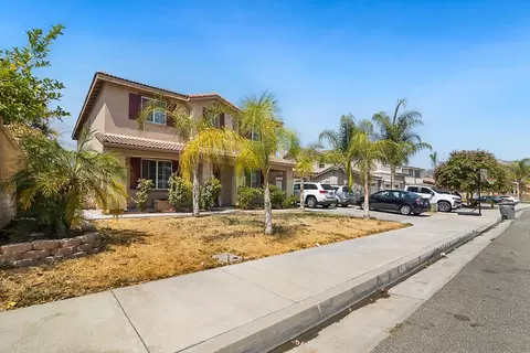 1679 E Beringer Dr, San Jacinto, CA 92583 photo 5