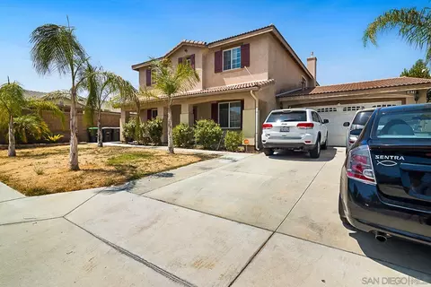 1679 E Beringer Dr, San Jacinto, CA 92583 photo 3