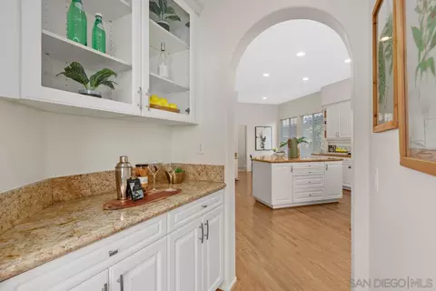 Kitchen - 2815 Ridgegate Row, La Jolla, CA 92037 photo 1 of 7