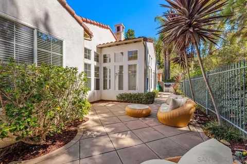 Exterior - 2815 Ridgegate Row, La Jolla, CA 92037 photo 7 of 11