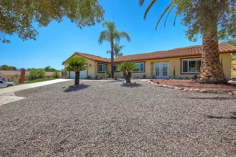 23417 Everett Pl, Ramona, CA 92065 photo 5
