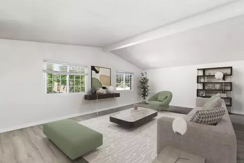 Living - 2000 Crofton St #8, Spring Valley, CA 91977 photo 1 of 2