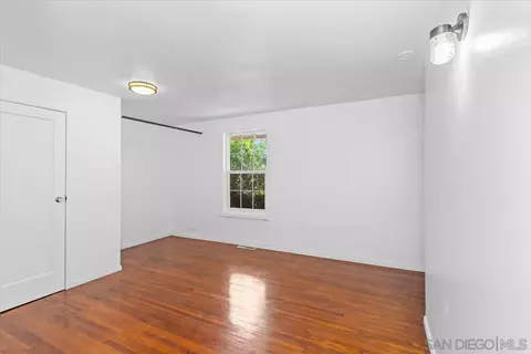 Bedroom - 11441 Pinehurst Dr, Lakeside, CA 92040 photo 1 of 6