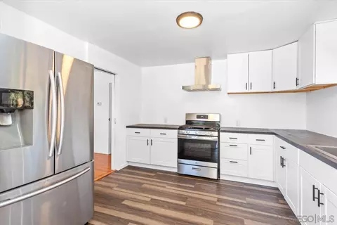 Kitchen - 11441 Pinehurst Dr, Lakeside, CA 92040 photo 2 of 2