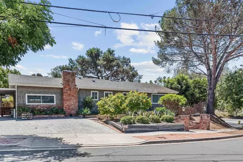 Exterior - 9475 Janfred Way, La Mesa, CA 91942 photo 6 of 8