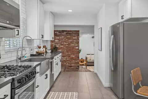 Kitchen - 9475 Janfred Way, La Mesa, CA 91942 photo 2 of 3