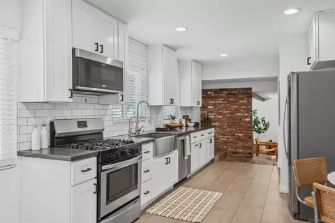 Kitchen - 9475 Janfred Way, La Mesa, CA 91942 photo 1 of 3