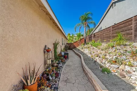 1468 Serene Rd, Oceanside, CA 92057 photo 32