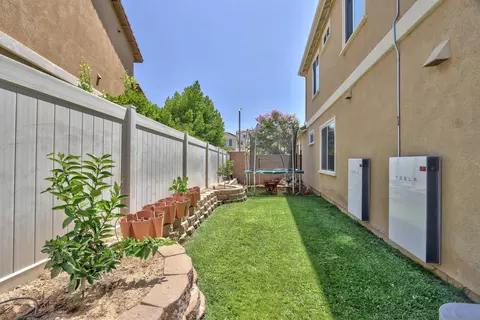 Exterior - 34376 Coppola St, Temecula, CA 92592 photo 6 of 8