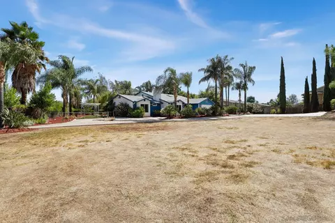 589 Tag Ln, Ramona, CA 92065 photo 6