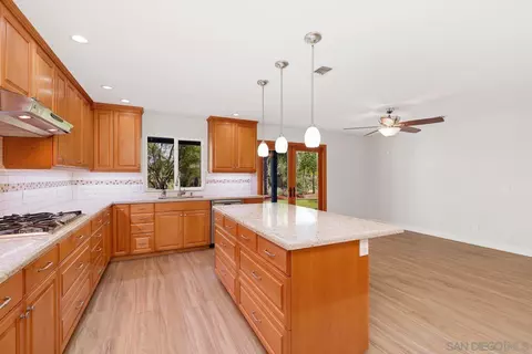 589 Tag Ln, Ramona, CA 92065 photo 15