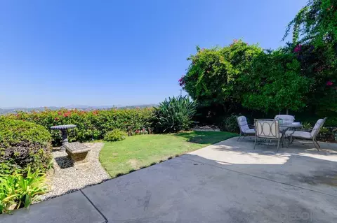 824 Inspiration Ln, Escondido, CA 92025 photo 13