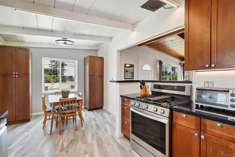 716 Holly St, Oceanside, CA 92058 photo 10