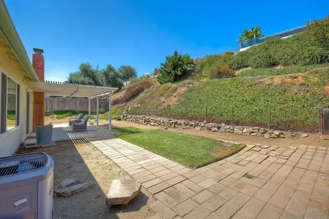 Exterior - 14062 Mazatlan Way, Poway, CA 92064 photo 6 of 9