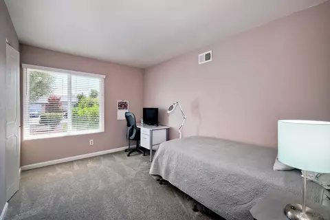 Bedroom - 14062 Mazatlan Way, Poway, CA 92064 photo 1 of 7