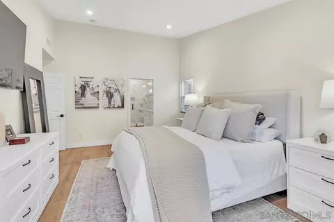 Bedroom - 12734 Treeridge Ter, Poway, CA 92064 photo 3 of 6