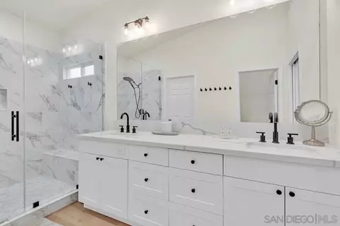 Bath - 12734 Treeridge Ter, Poway, CA 92064 photo 2 of 7