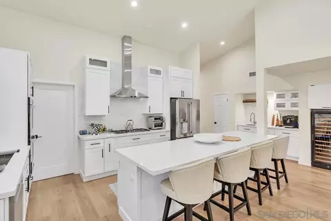 Kitchen - 12734 Treeridge Ter, Poway, CA 92064 photo 5 of 6