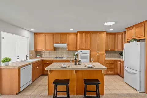 9905 Via Francis, Santee, CA 92071 photo 3