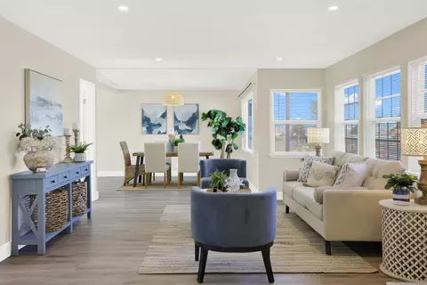 625 Santa Fe Dr, Encinitas, CA 92024 photo 2