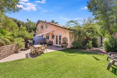 Exterior - 922 Capri Dr, Vista, CA 92084 photo 15 of 18