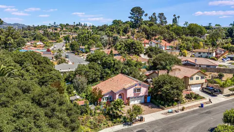 View/Area - 922 Capri Dr, Vista, CA 92084 photo 4 of 6