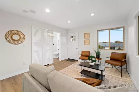 Living - 7290 Colony Rd, La Mesa, CA 91942 photo 5 of 5