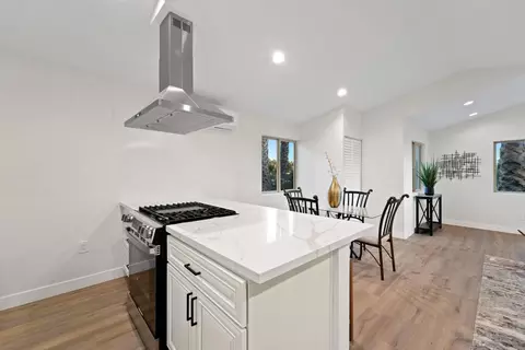 Kitchen - 7290 Colony Rd, La Mesa, CA 91942 photo 4 of 8
