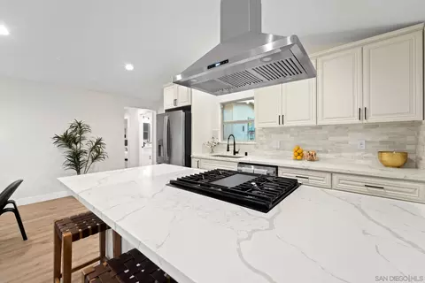 Kitchen - 7290 Colony Rd, La Mesa, CA 91942 photo 1 of 8