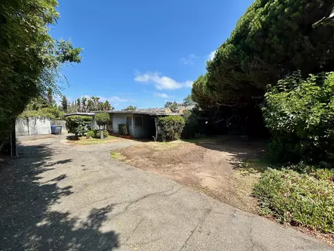 352 Olive Ave, Carlsbad, CA 92008 photo 4