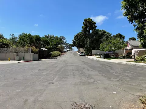 352 Olive Ave, Carlsbad, CA 92008 photo 8