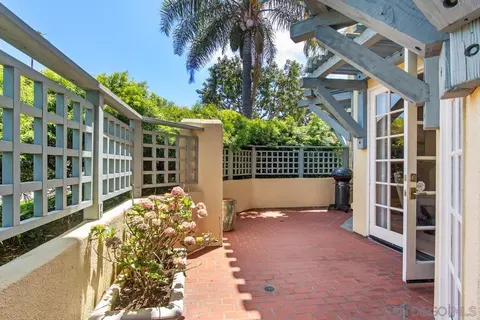 Exterior - 7729 Ivanhoe Ave, La Jolla, CA 92037 photo 2 of 6