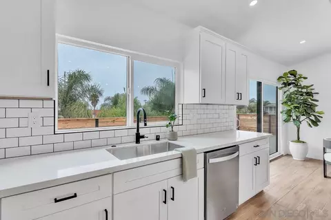 Kitchen - 1028-30 Balour Dr, Encinitas, CA 92024 photo 7 of 8