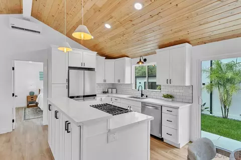Kitchen - 1028-30 Balour Dr, Encinitas, CA 92024 photo 2 of 8