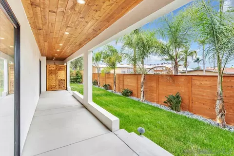 Exterior - 1028-30 Balour Dr, Encinitas, CA 92024 photo 11 of 12