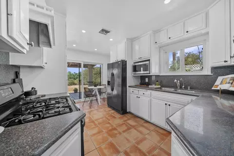 321 North Ln, El Cajon, CA 92021 photo 6