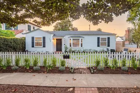 168-70 F Ave, Coronado, CA 92118