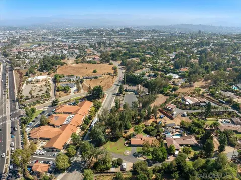 View/Area - 1786 Lorry Ln, Escondido, CA 92029 photo 4 of 6